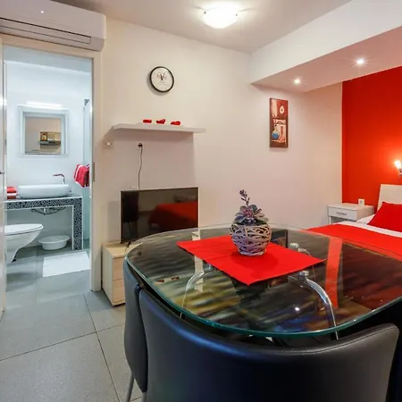 5478b Apartment *