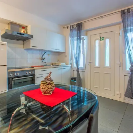 Apartment 5478b Crikvenica