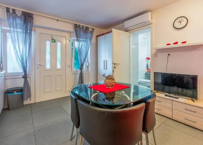 5478b * تْسْغيكفانِتْسا